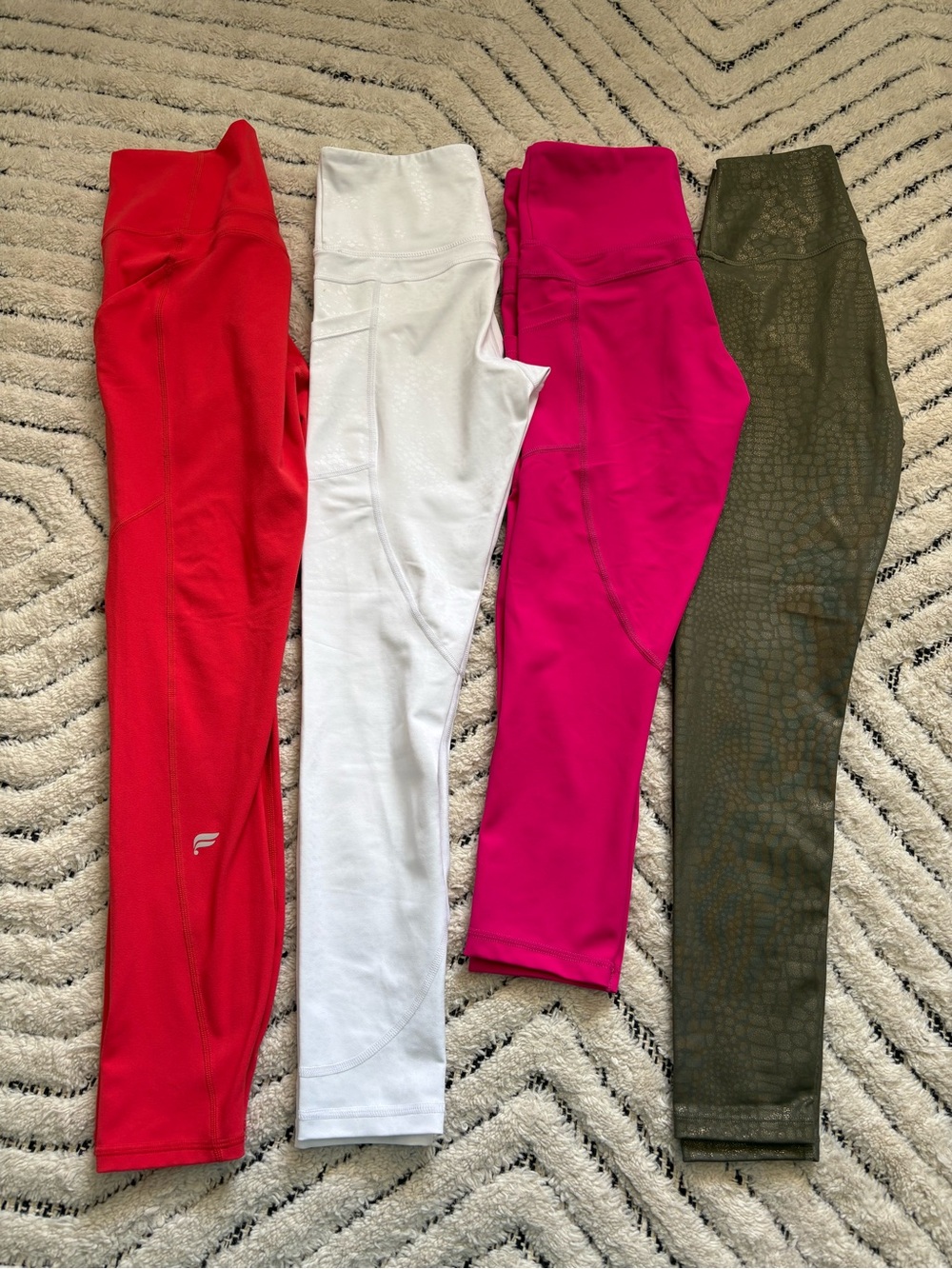 Four apairs Women’s Leggings - Carbon 38 Zyia Fabletics 2 XS